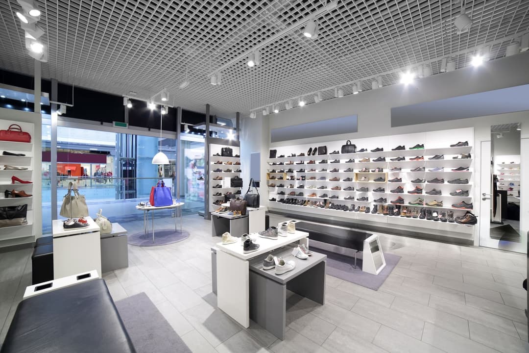 Pre-leased showroom_in_mall for sale in India - ROI 4.00% - Monthly rent 3.00L/month - Property ID PR-202605-5DVY36